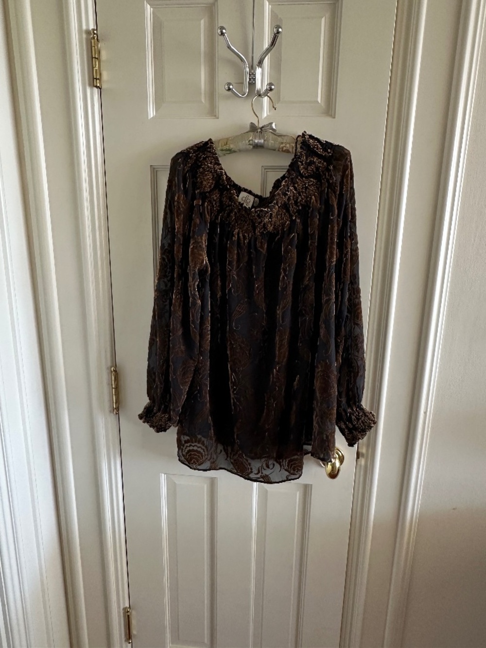 DANA BUCHMAN "VELVET" (BROWN AND NAVY) TOP WTH SASH/1X-NWOT